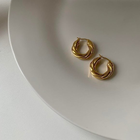 Bold Gold Hoop Earrings, Chunky Gold Hoop Earrings, Twisty Gold Hoop Earrings - Picture 5 of 9